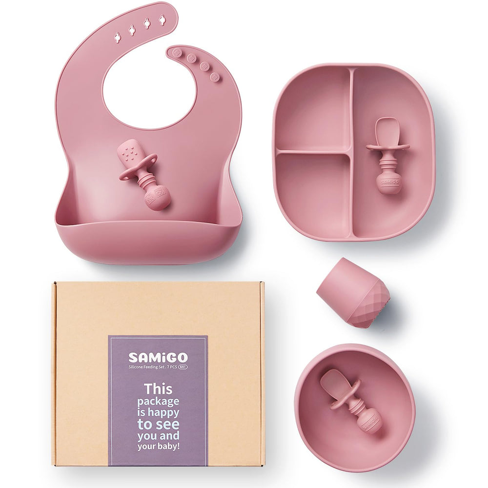 SAMiGO suction plate demonstrates a stable, mess-reducing mealtime.