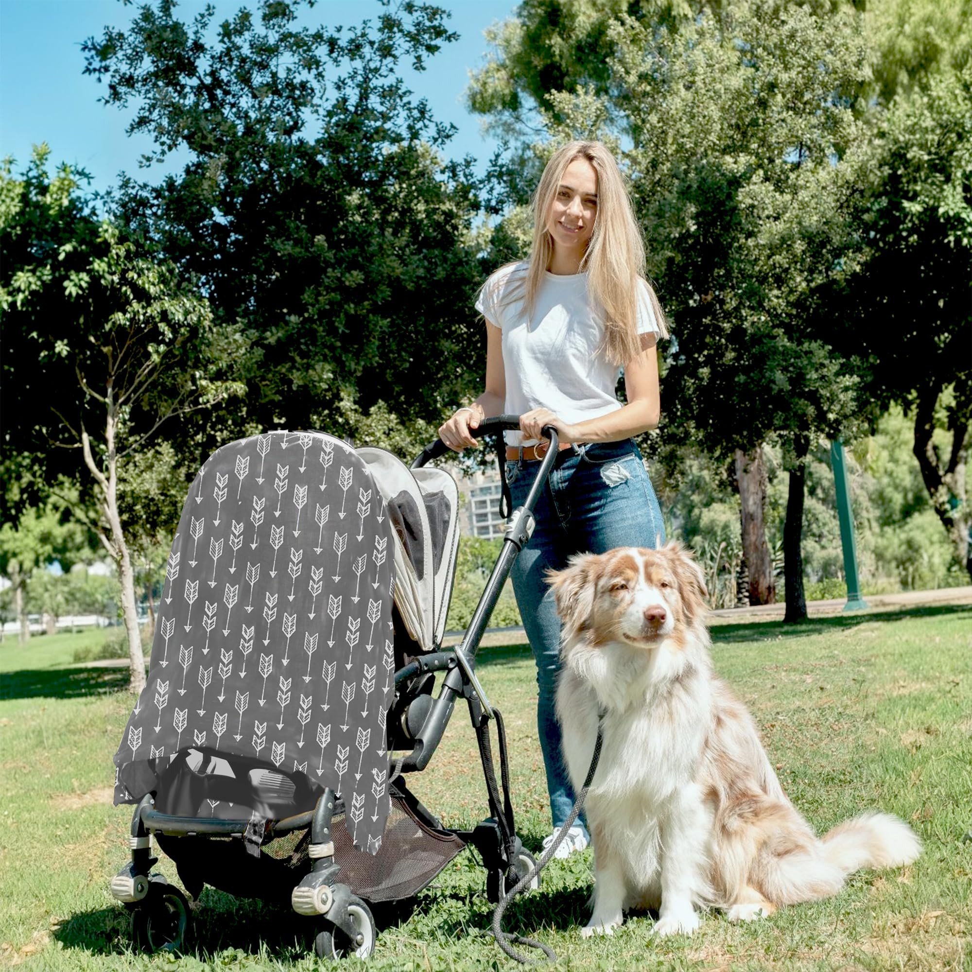San Francisco Baby nursing cover features built-in burp cloth for quick cleanup.