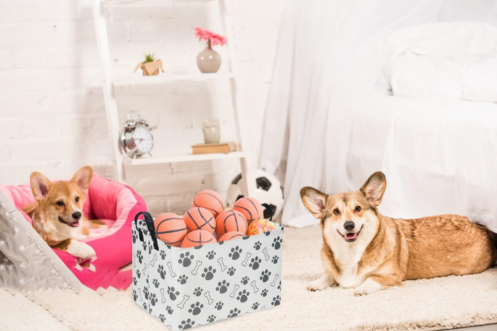 Sanjiaofen pattern design on rectangular dog basket adds stylish room decor.
