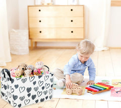 Sanjiaofen valentines day heart-pattern basket used for party decor.