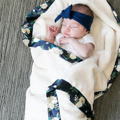 SARANONI receiving blanket with satin border Rose Blossom for ultra-soft cuddles