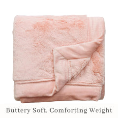 SARANONI soft fabric close-up showing plush texture for sensitive baby skin.