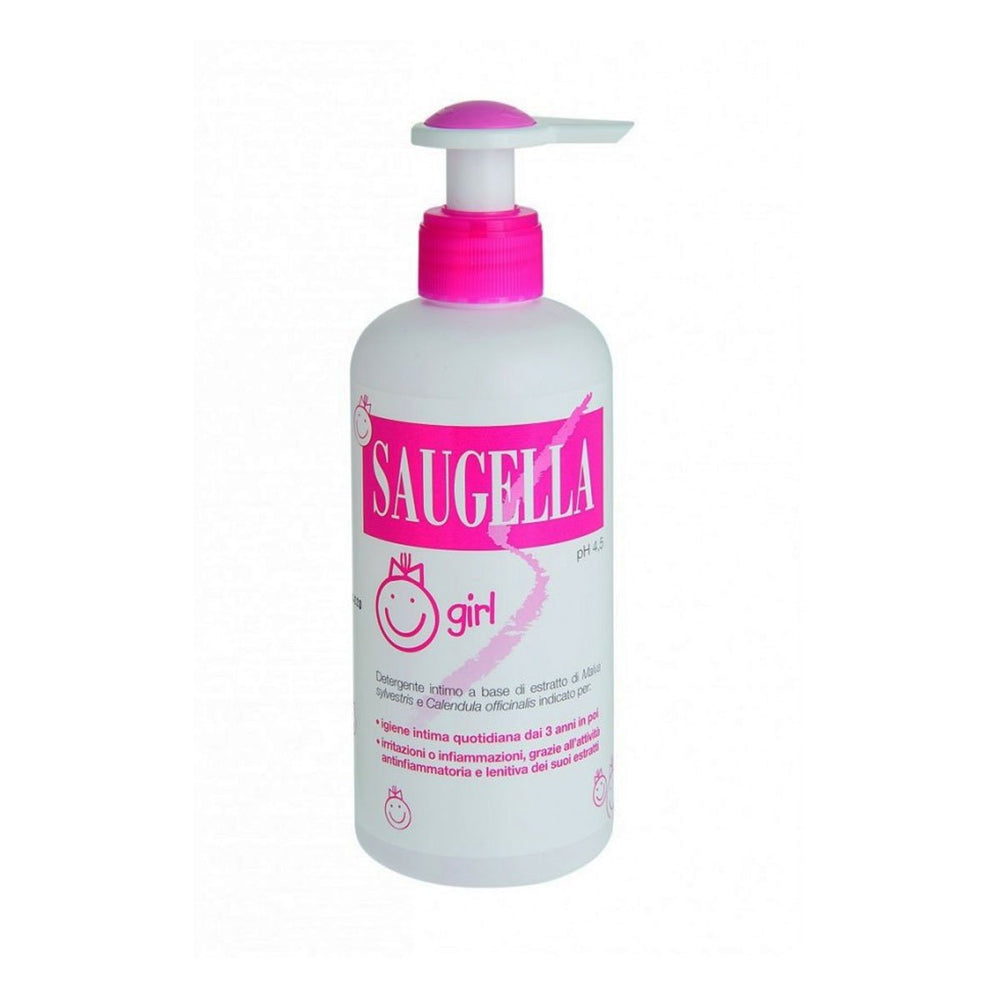 Saugella Girl Hygiene 200ml bottle for gentle daily cleansing and comfort