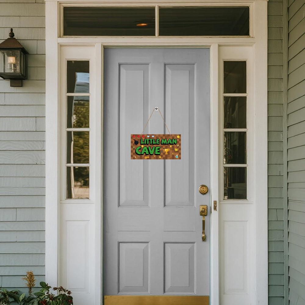 SAVITA boxwood plywood sign measuring 30x15 cm for a sturdy display.