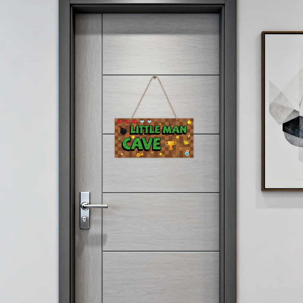 SAVITA door sign with rope for quick and easy hanging.