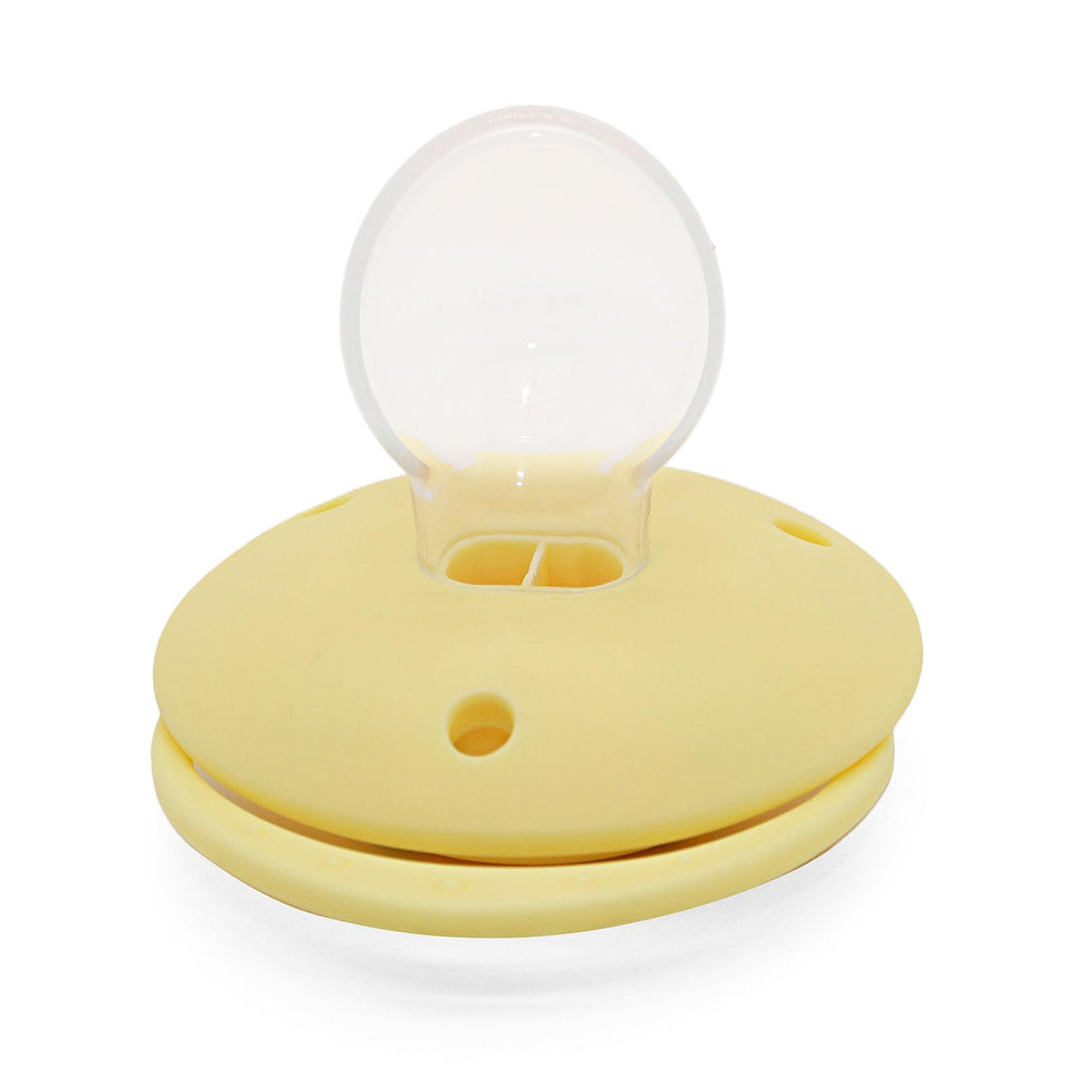 ScribbleHourglass soft silicone-nipple offers gentle, durable comfort.