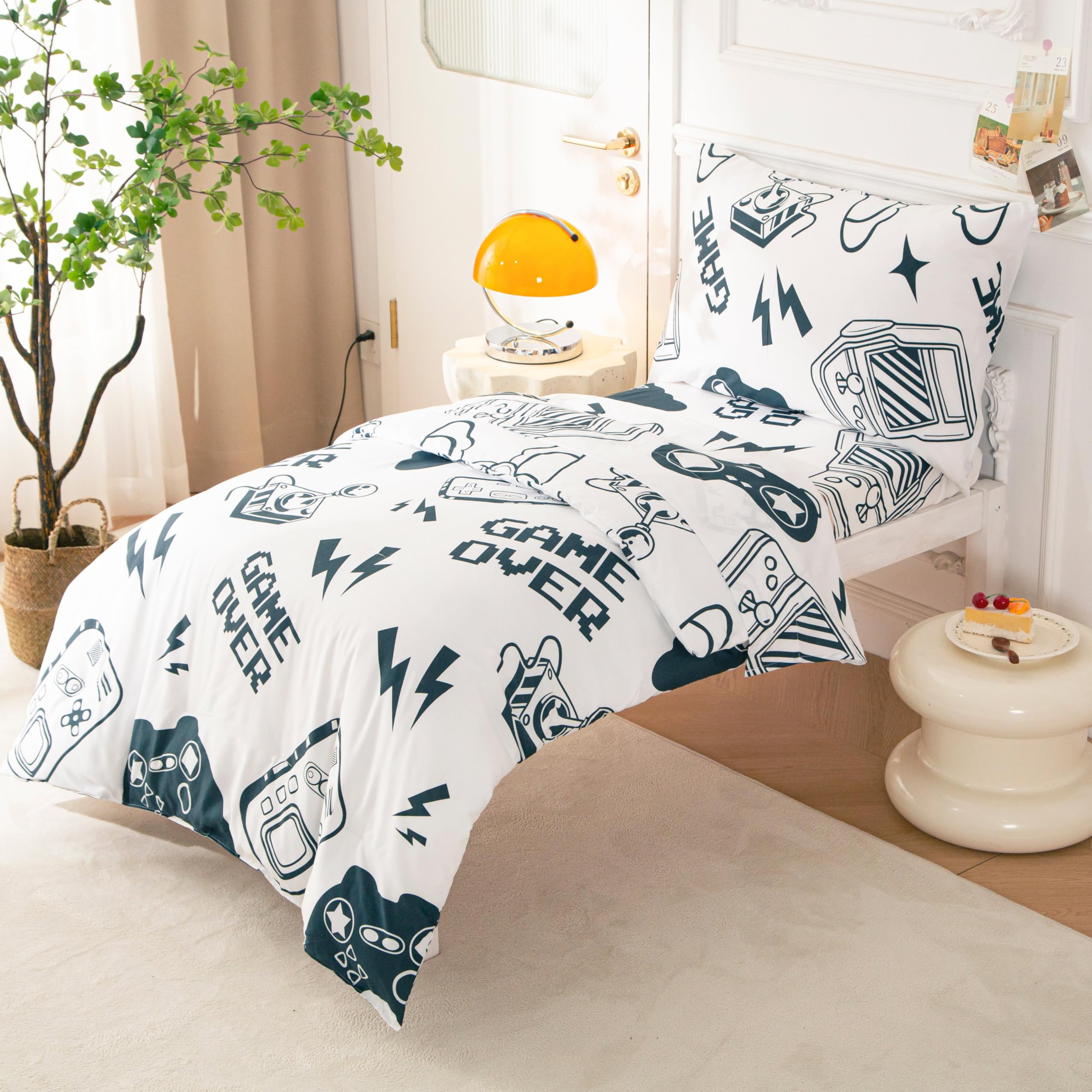 SDIII gamer toddler bedding set flat sheet with breathable fabric and easy care.
