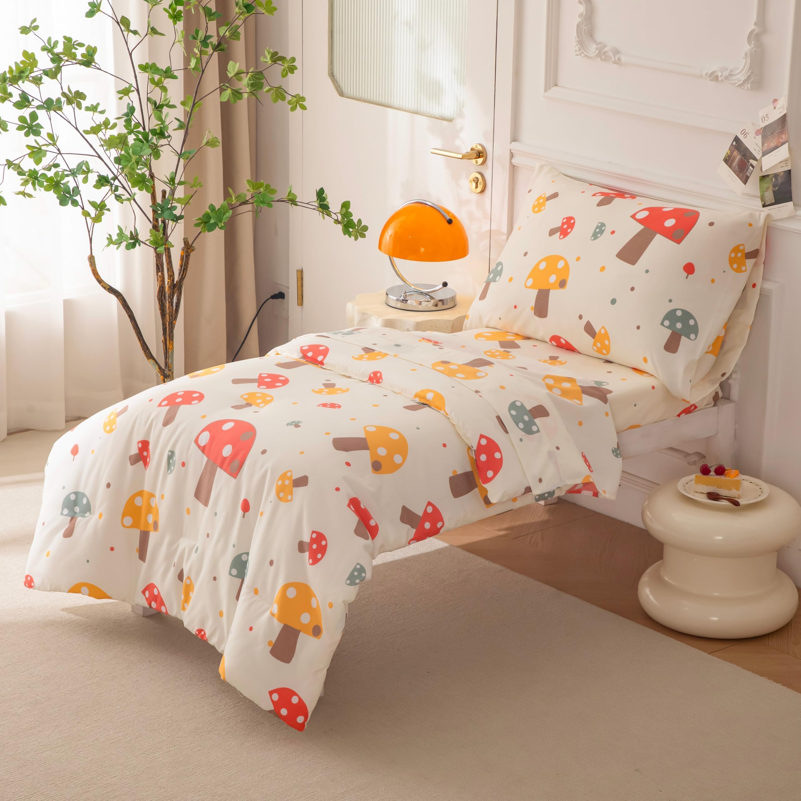 SDIII mushroom toddler bedding flat sheet offers smooth touch and durable fit