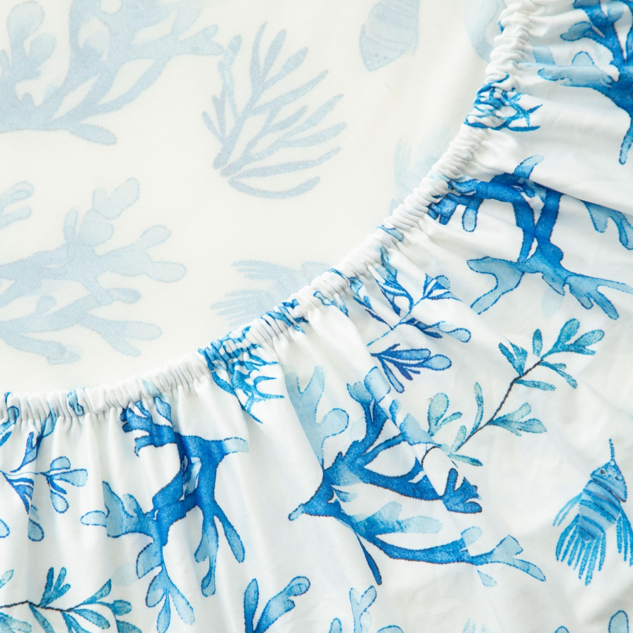 SDIII Ocean crib sheet easy care design stays soft after washes.