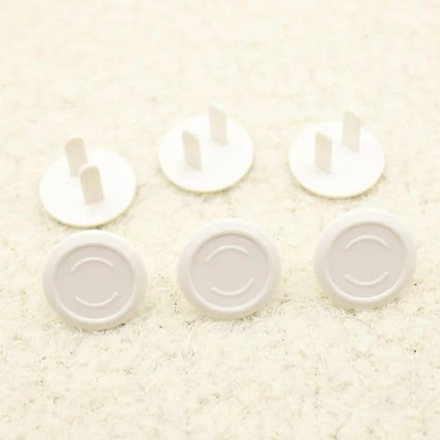 Seadiquiet universal-fit two-prong and three-prong outlets supported.