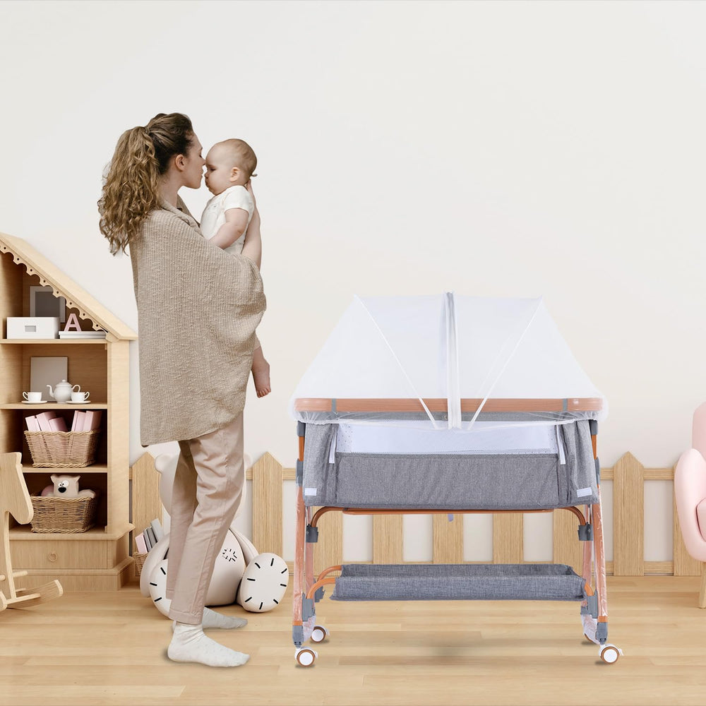 SeedFuture white bassinet net is detachable for easy storage and travel