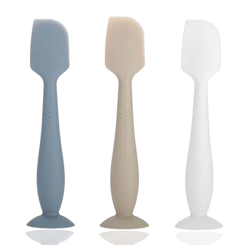 Seeway baby diaper cream spatula with soft silicone for gentle, mess-free application.