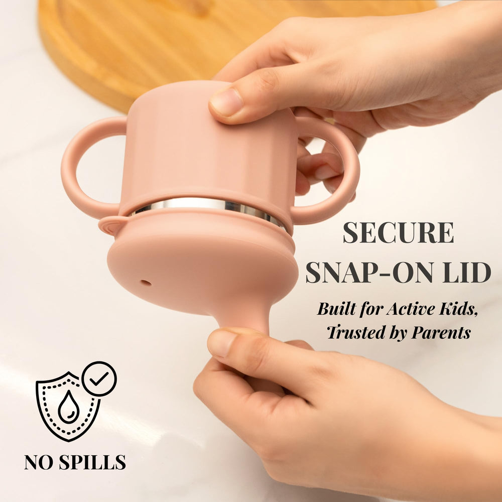 SELECTSHEN spill-proof spout lid minimizes spills during meals.