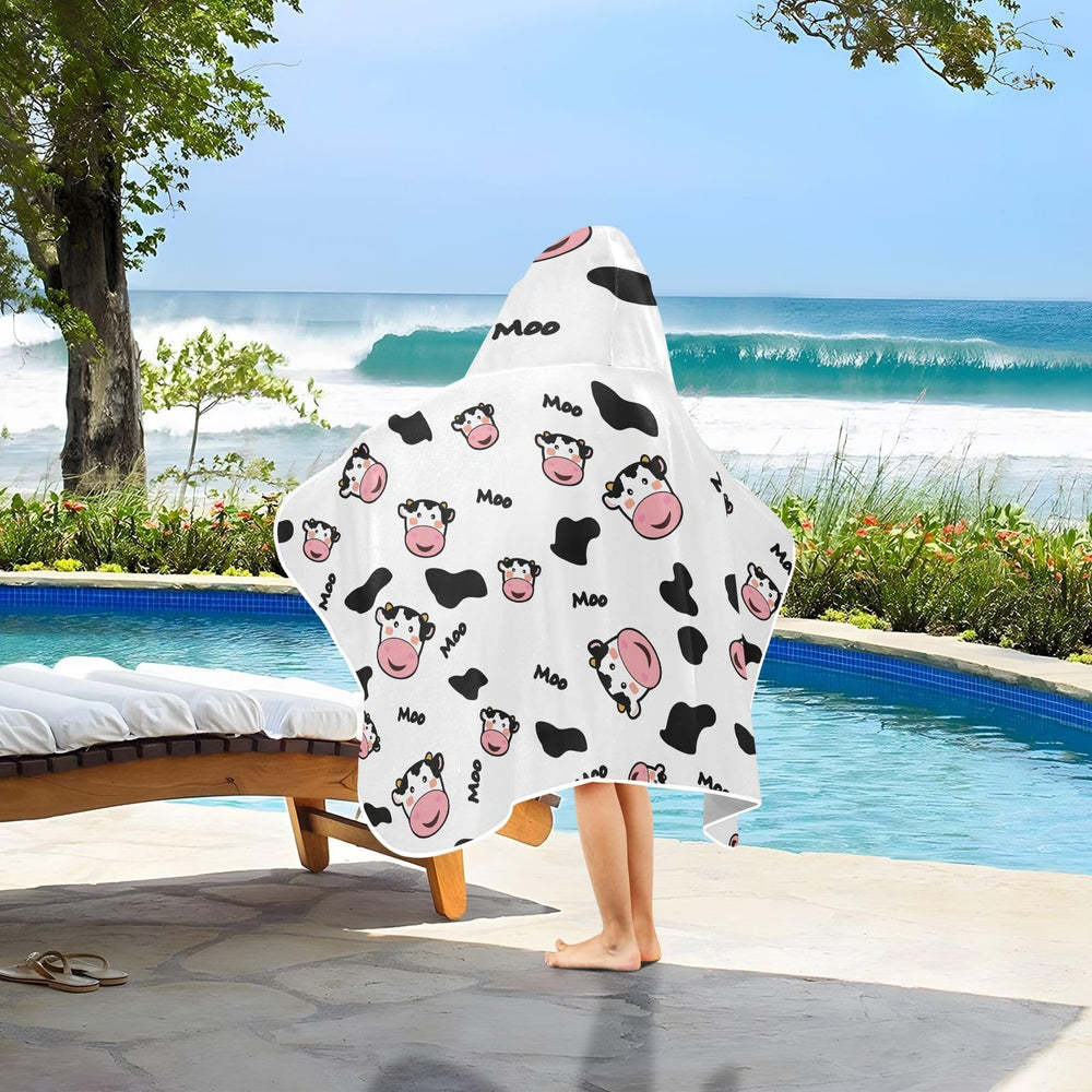 Selerdon Kids elephant pattern towel playful print for beach trips and baths.