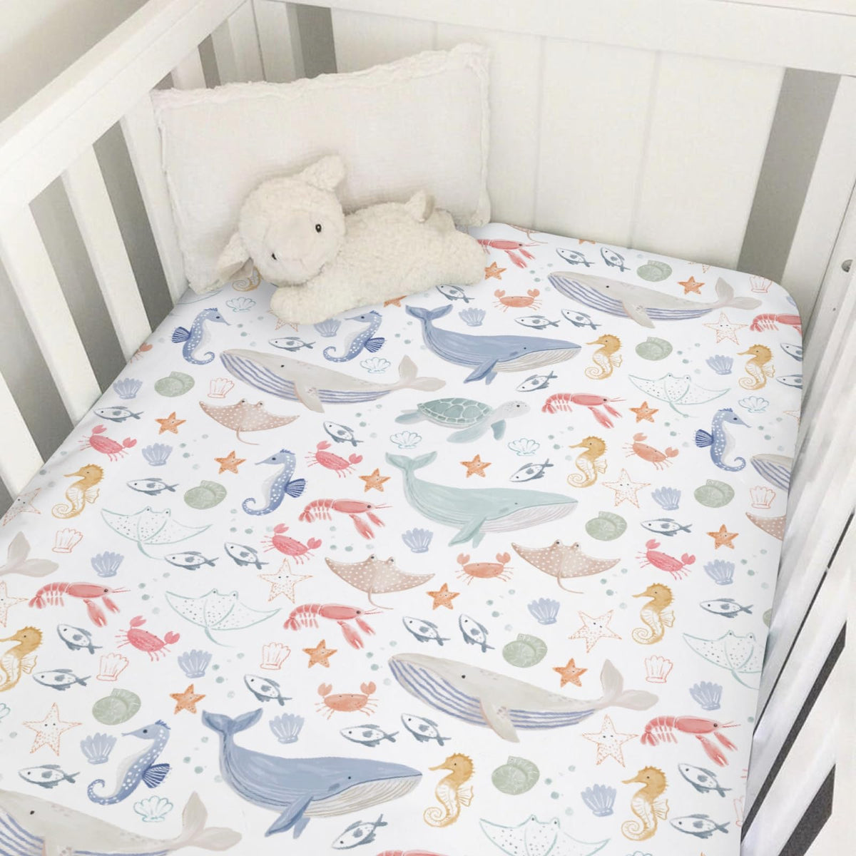 Selgkds Boho Ocean Animals Sea Horse Crib Sheet keeps baby comfy.