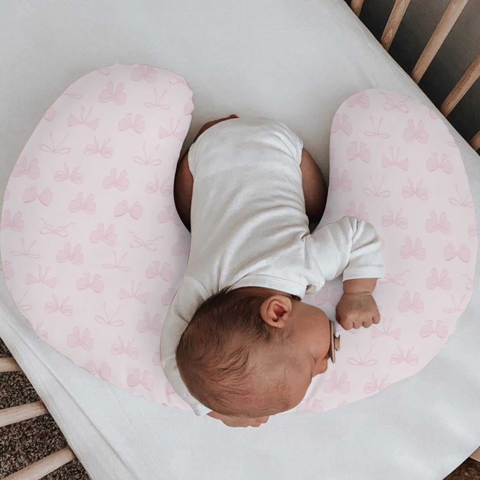 Selgkds U-shape 22x18 pillow cover offers a snug fit for most nursing pillows