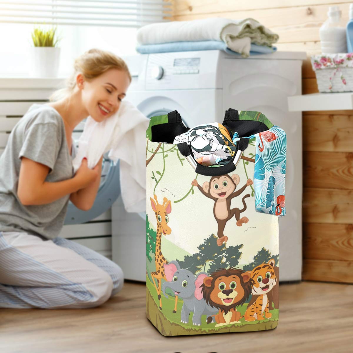 Senya Jungle Animals durable polyester material for everyday use.