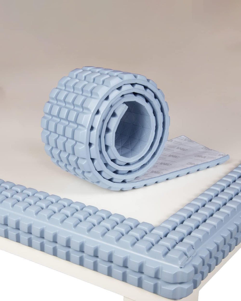 Seyõssbe blue corner guard protects sharp furniture edges softly.