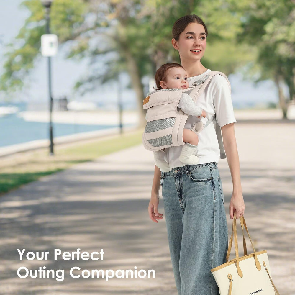 Shiaon adjustable shoulder strap adapts to family needs.