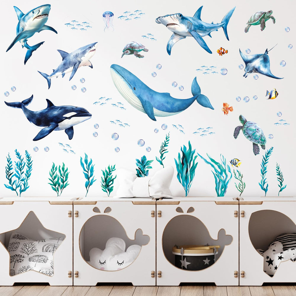 SHUCHING Ocean Sea Turtle wall decal brings friendly sea creature charm to bedroom.