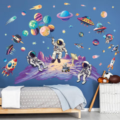 SHUCHING outer space astronaut wall sticker brightens kids' room with playful design.