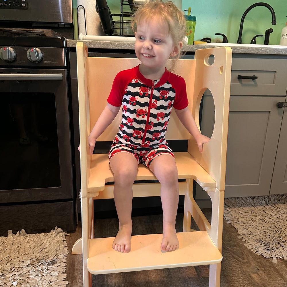 SHWWQUE 4-in-1 set converts to toddler table and chair