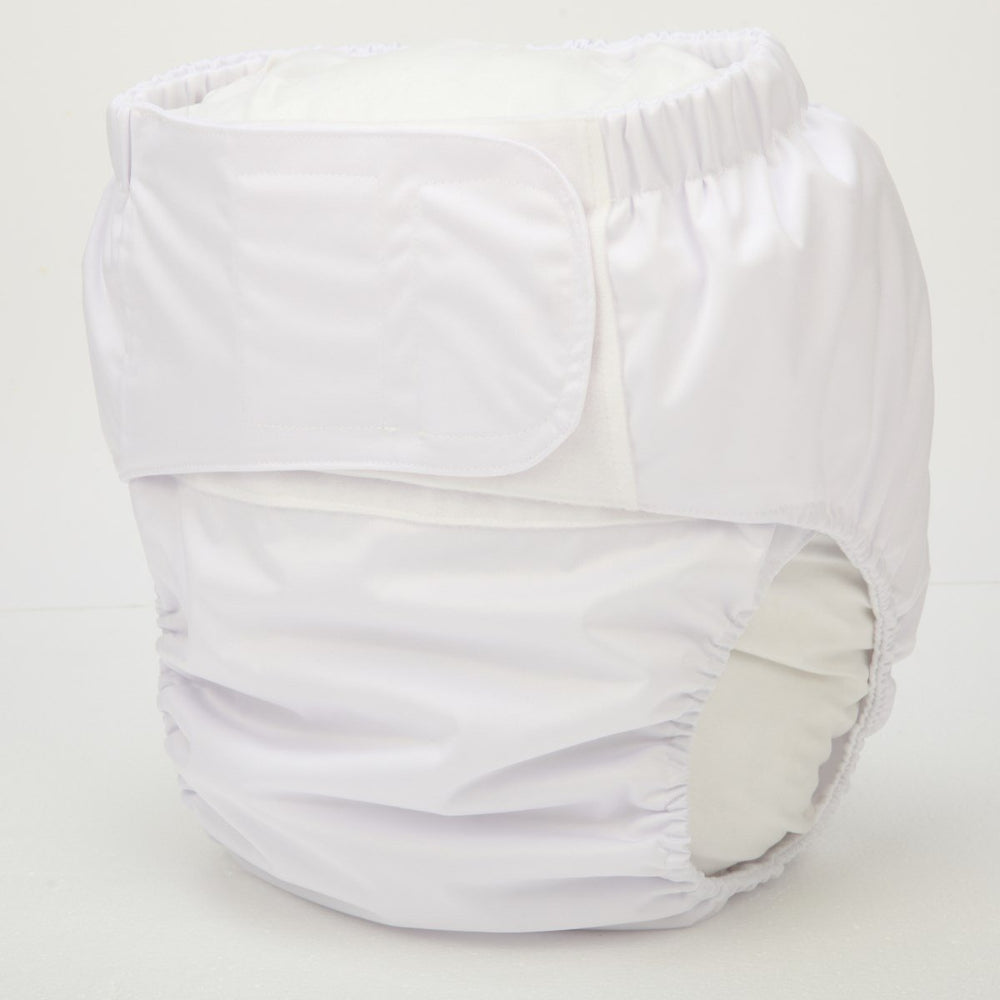 Sigzagor diaper showing adjustable tabs for customizable night-time fit.