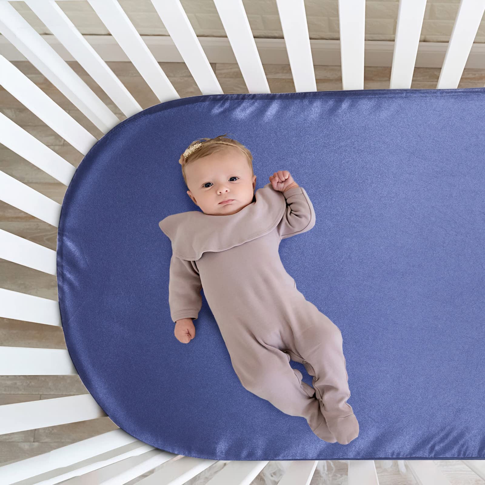 Hair-friendly satin from SiinvdaBZX reduces friction for baby hair.