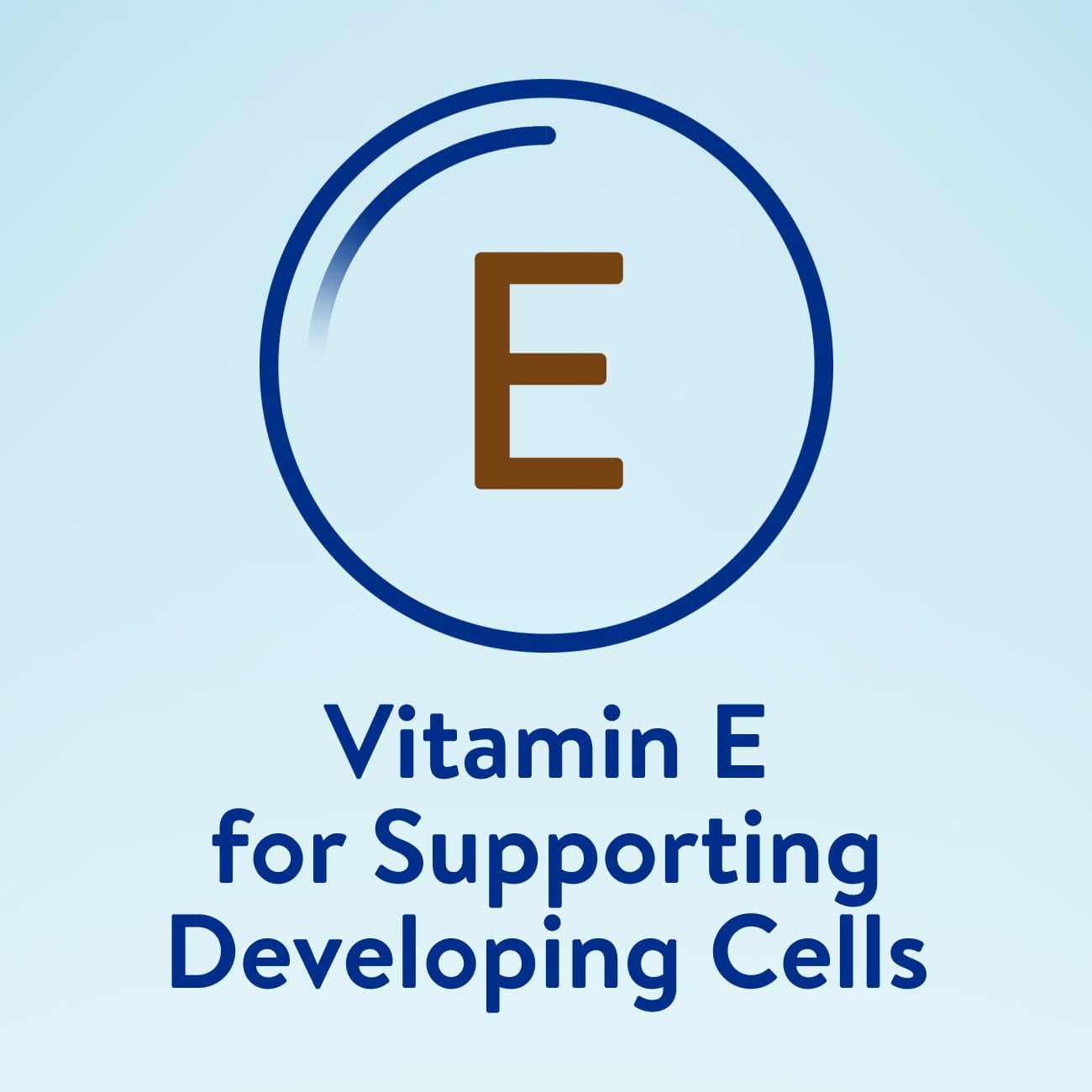 Similac Advance Lamehadrin powder scooping action for quick prep.