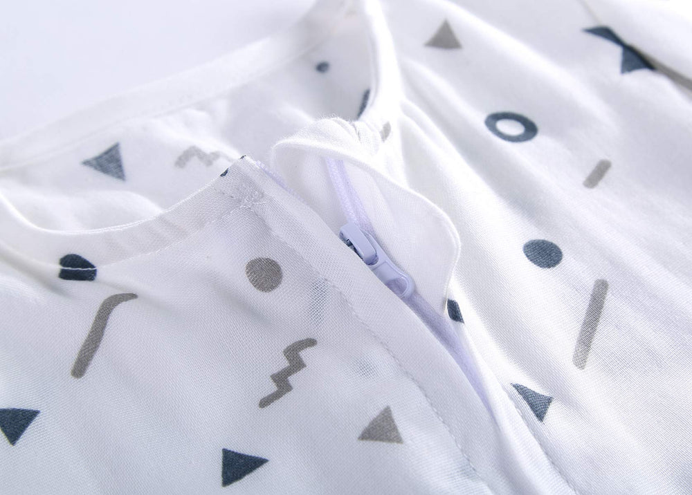 Sincere lightweight sleep sack weighs about 0.5 lb for easy wear.