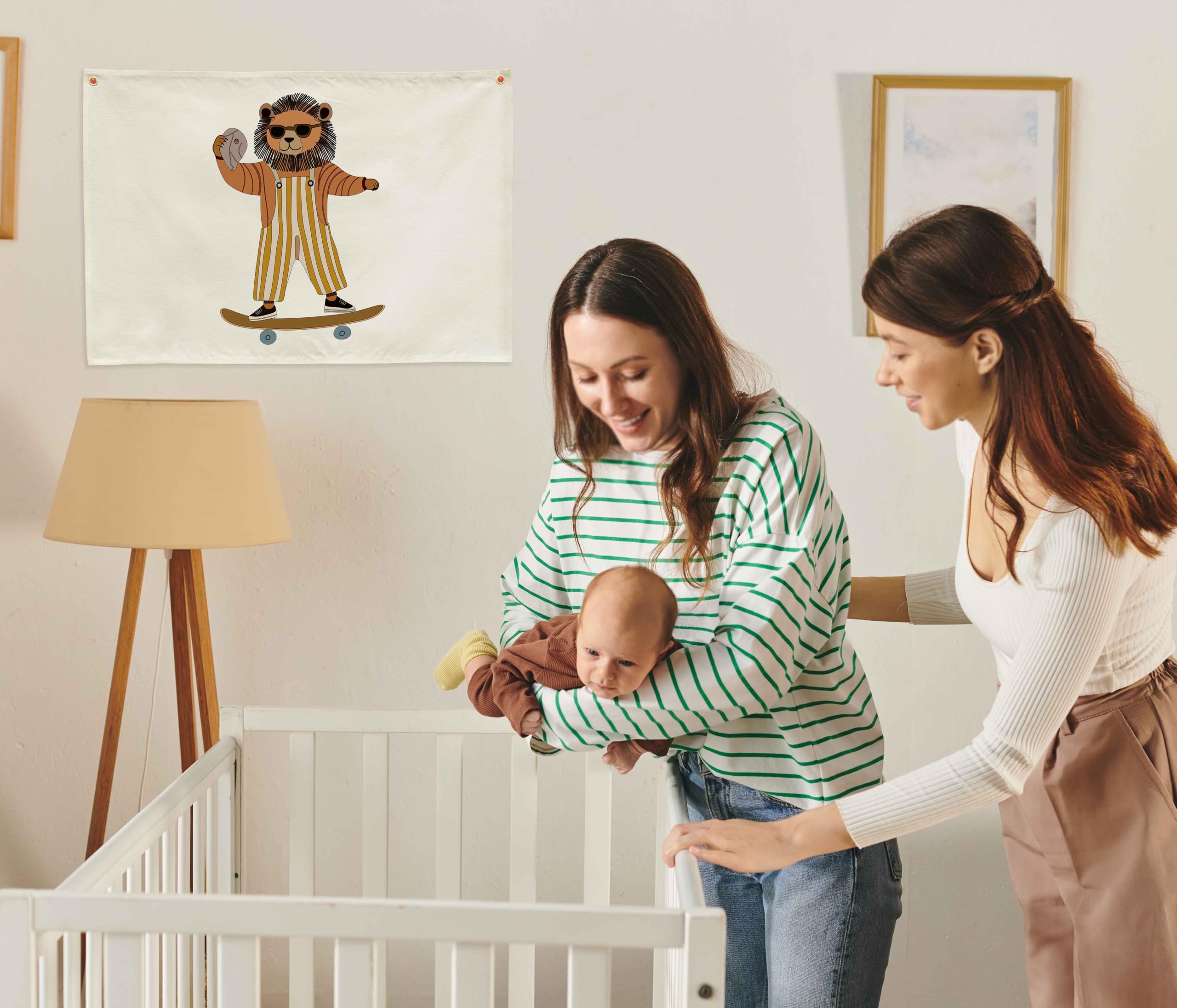 Sioial Lion Skateboarding Nursery Banner demonstrates a quick, tool-free hanging setup.
