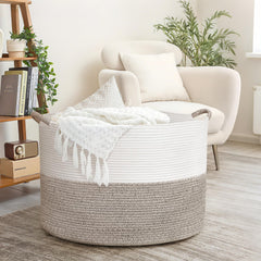 Sitanflex XXXXL blanket basket with two mini baskets for remotes and keys.