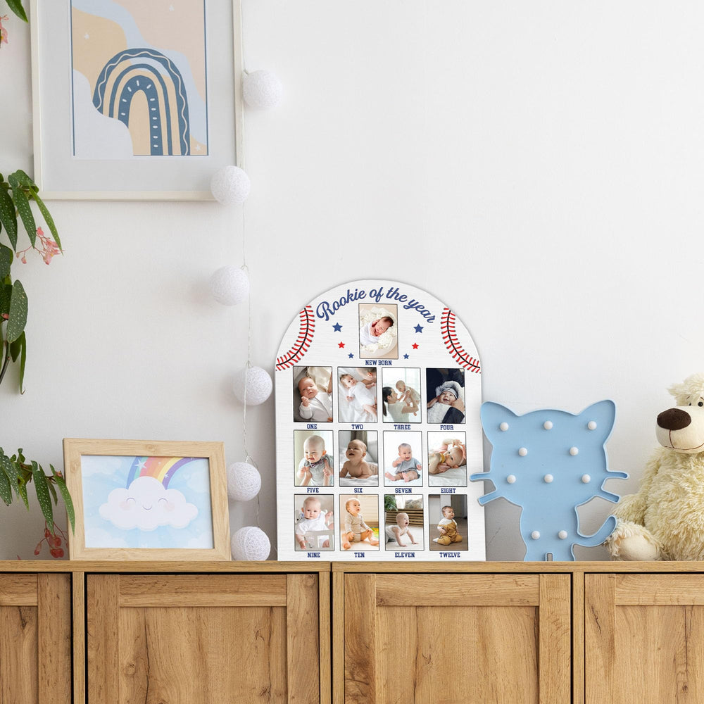 SIXEIGHT photo board features hanging hooks and back rope.