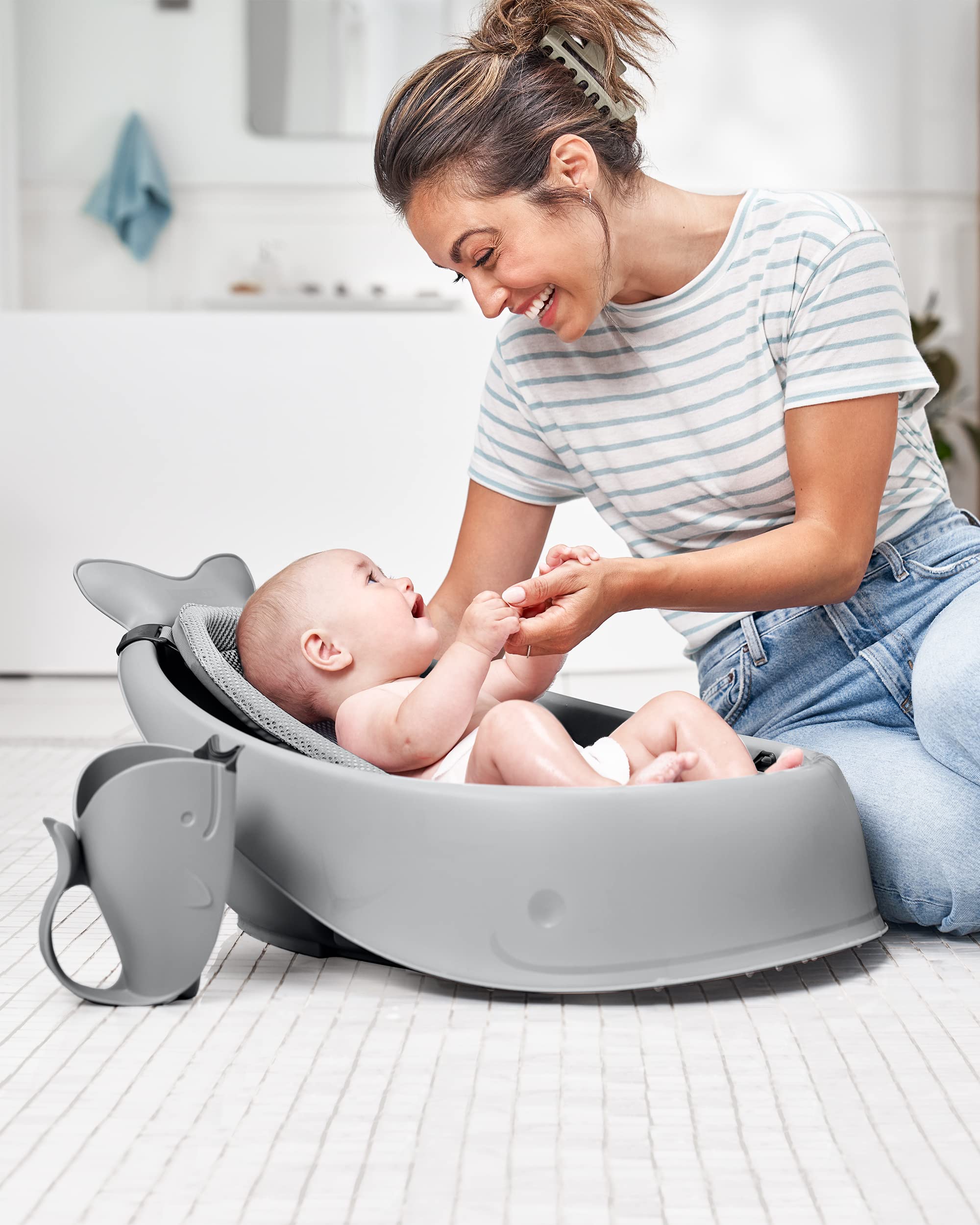 Skip Hop Moby rinser is dishwasher-safe for easy cleaning