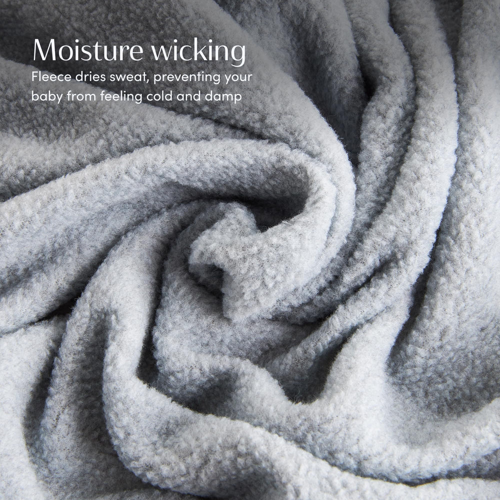 SleepingBaby Zipadee-Zip fleece fabric offers warmth without overheating