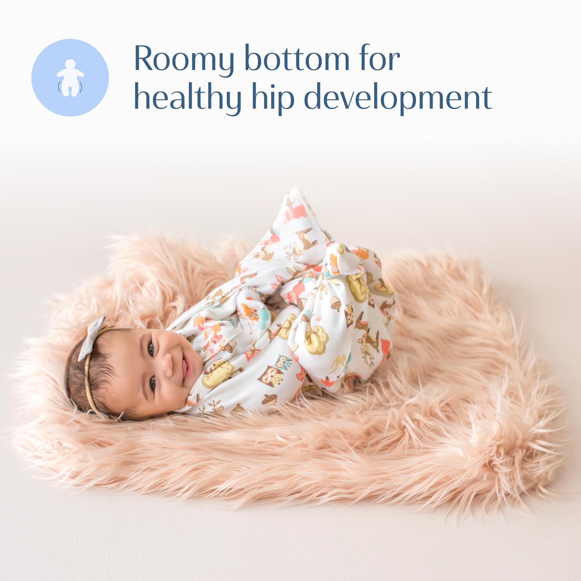 SleepingBaby Zipadee-Zip zipper area enabling fast diaper changes without undressing.