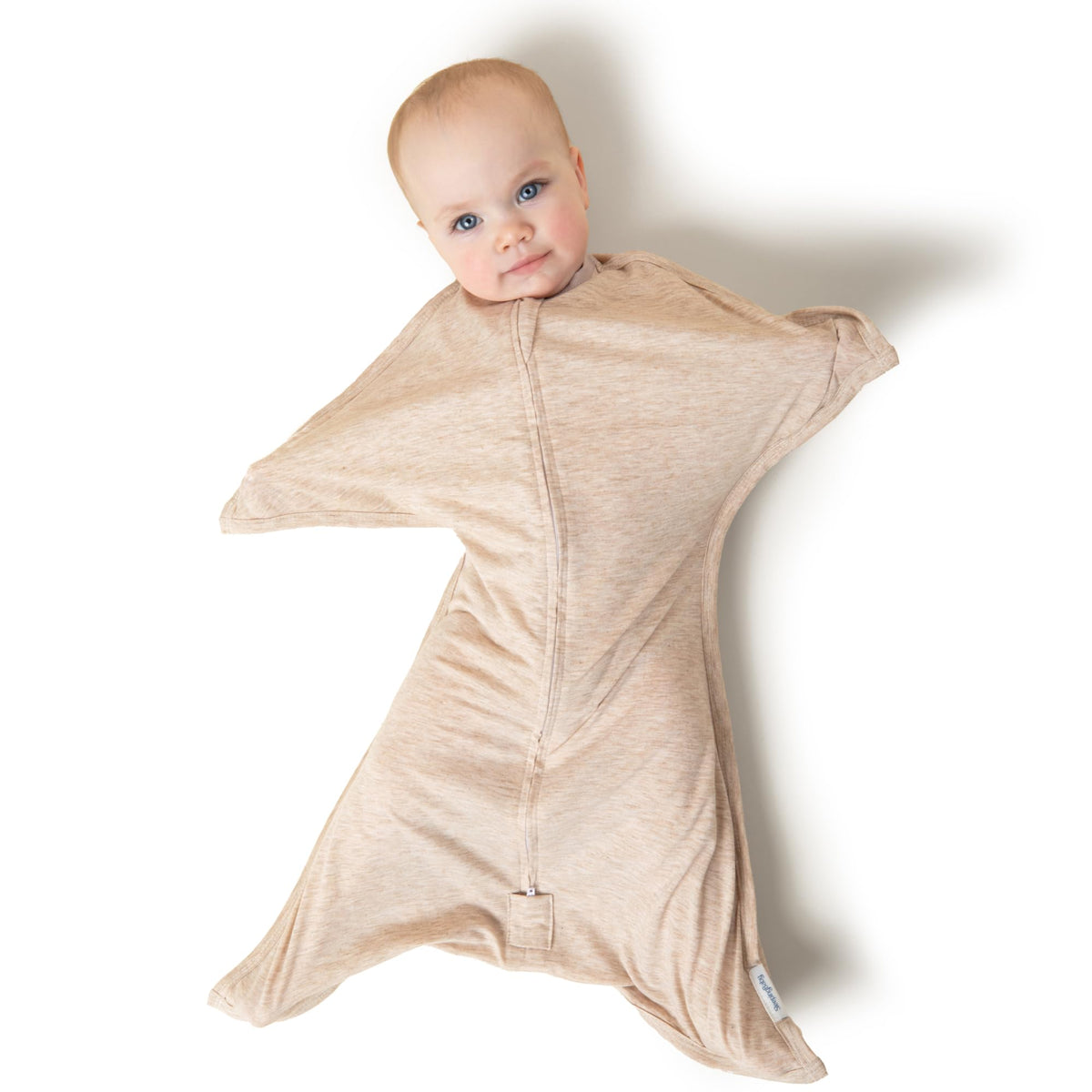 SleepingBaby Zipadee-Zip starfish design promotes cozy womb-like sleep.