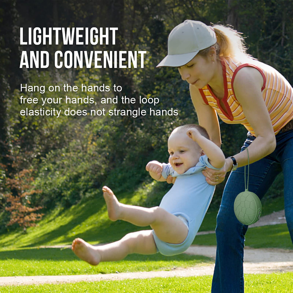 Smlpuame stroller clip keeps pacifier case within reach during walks.