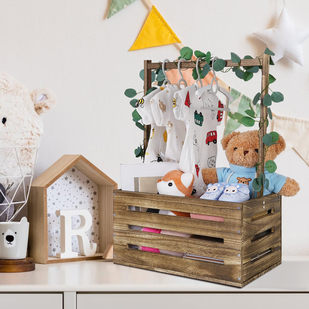 Snpwne green vine accent enhances warmth in the baby's space.