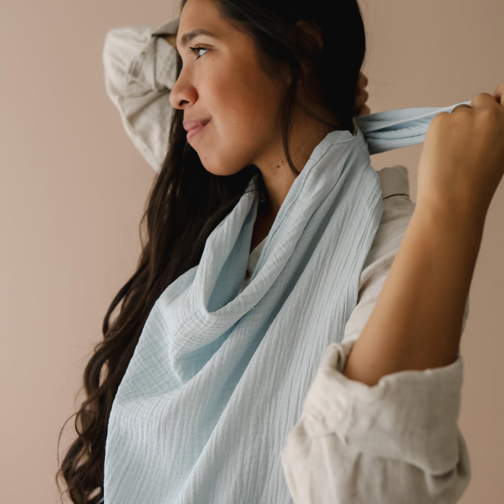 Breathable 100% organic cotton muslin on snuggle me Nursing Cover
