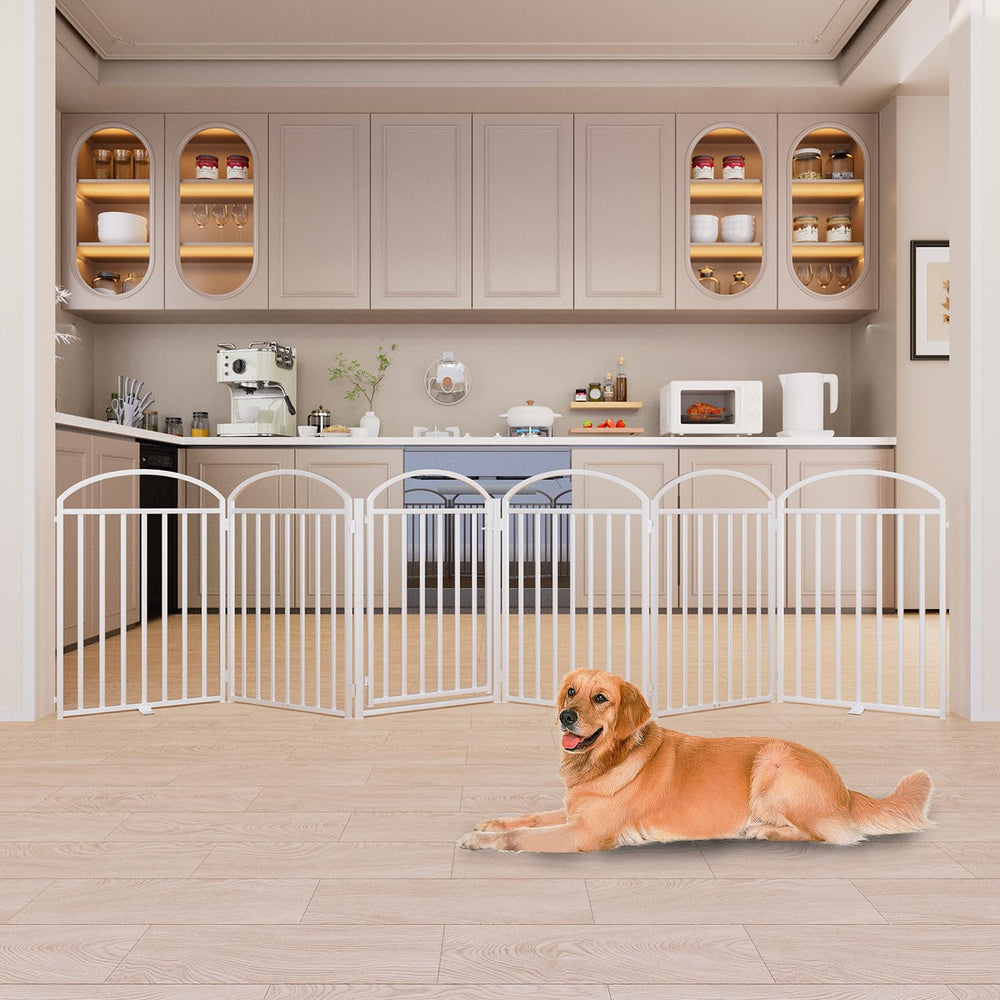 SNUOWU anti-slip feet keep the gate stable on floors.