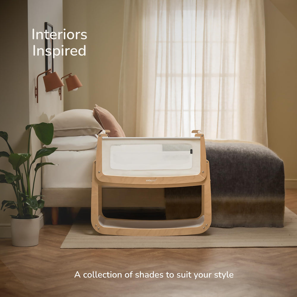 SnuzPod 5 zip-down walls facilitate nighttime feeding without disturbance.