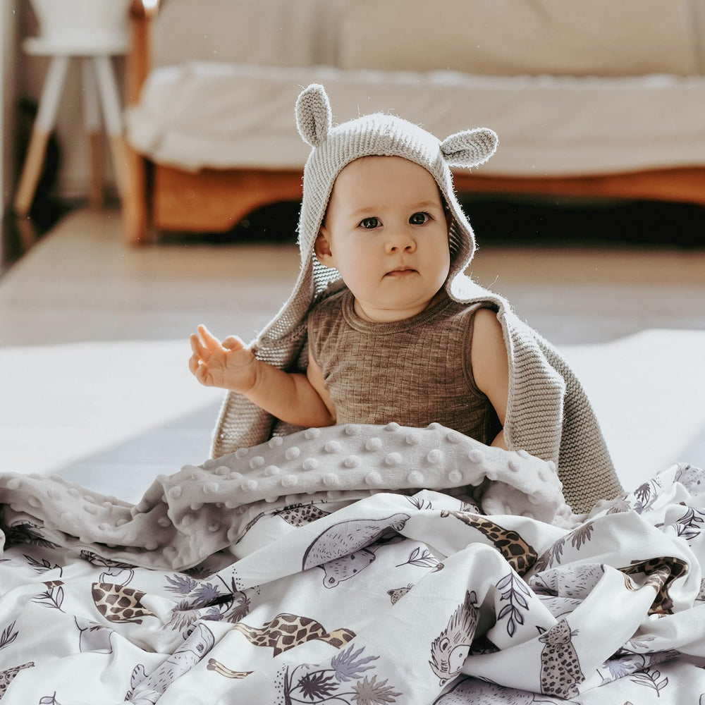 Soarwg Kids baby blanket for stroller use, lightweight and breathable.