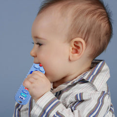 SOLIFEGOBLE teether bottom texture with raised particles for soothing chewing.
