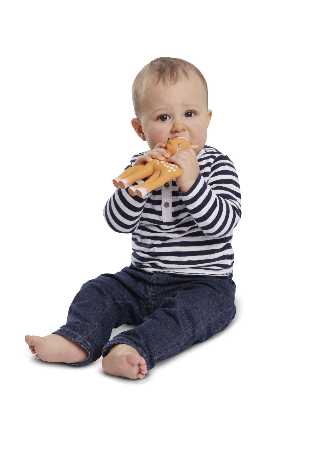 Sophie la girafe Fanfan teether squeaker engaging baby's hearing.