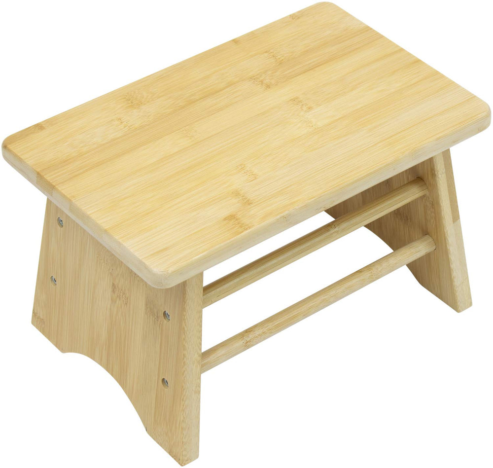 Sorbus Bamboo Step Stool cleaning: quick wipe for easy maintenance