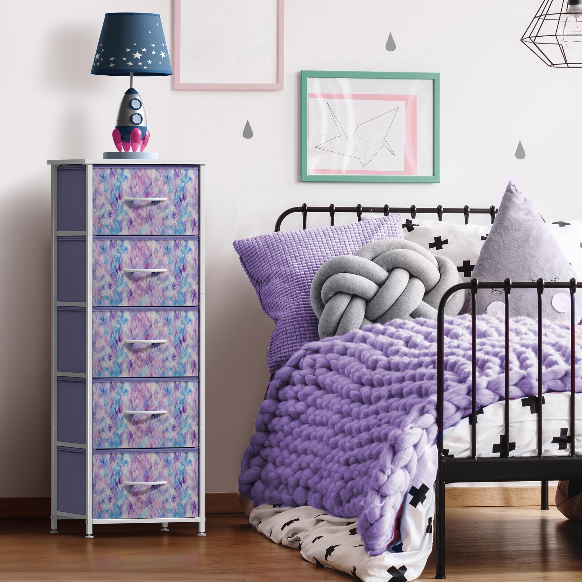 Sorbus dresser top wood surface provides sturdy display for lamps and decor