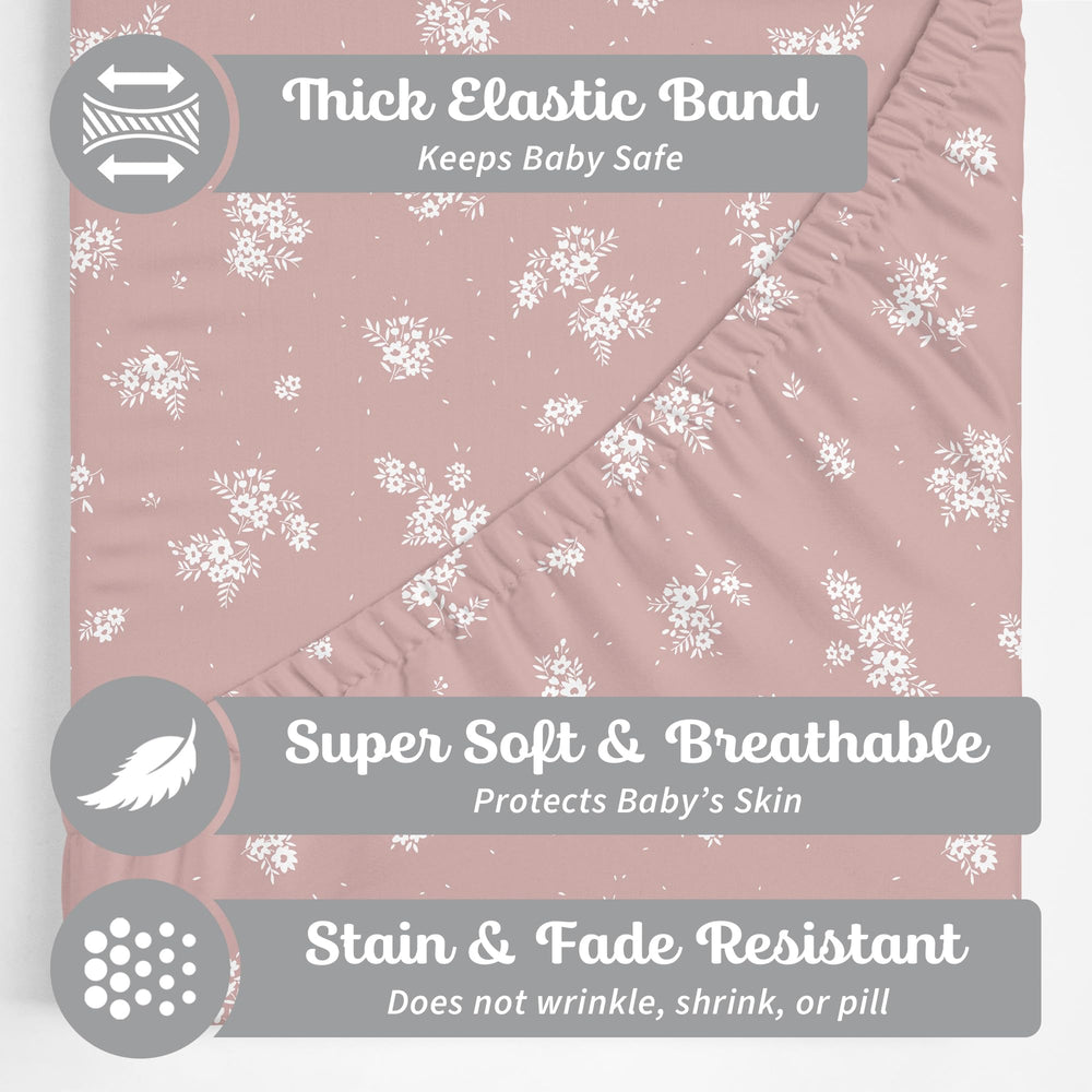 Close-up of thick elastic and deep pockets for a secure fit on Sorrel + Fern sheets