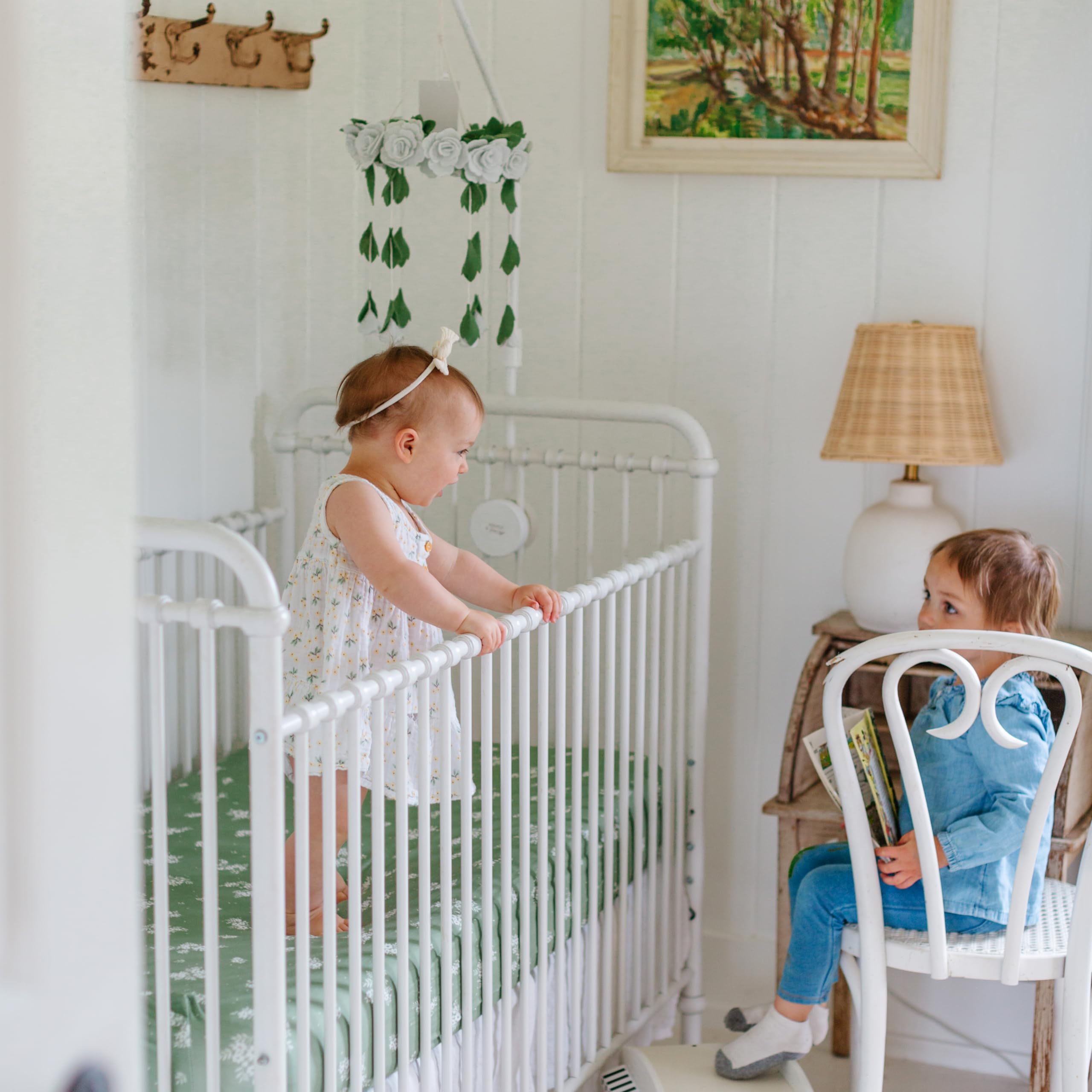 Two-pack set offers versatile bedding for nap times