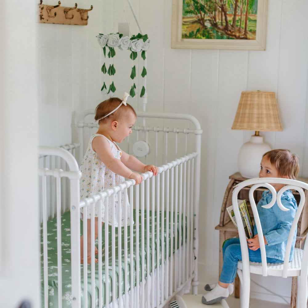 Two-pack set offers versatile bedding for nap times